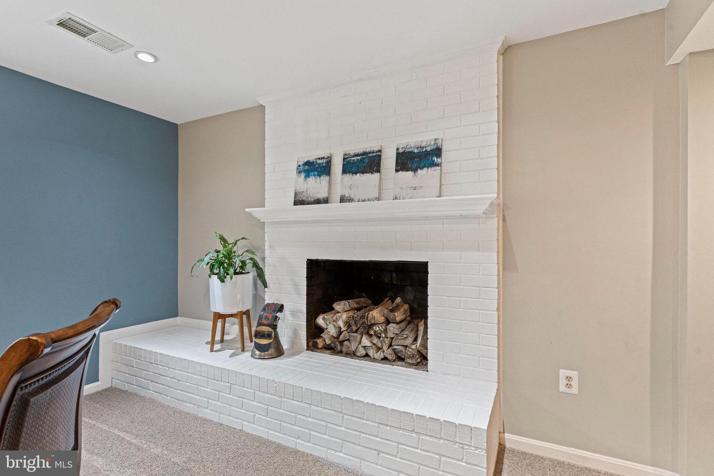9132 SANTAYANA DR, FAIRFAX, Virginia 22031, 4 Bedrooms Bedrooms, ,3 BathroomsBathrooms,Residential,For sale,9132 SANTAYANA DR,VAFX2233488 MLS # VAFX2233488
