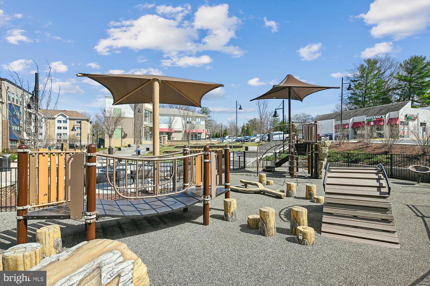 1675 BANDIT LOOP #202B, RESTON, Virginia 20190, 2 Bedrooms Bedrooms, ,2 BathroomsBathrooms,Residential,For sale,1675 BANDIT LOOP #202B,VAFX2234656 MLS # VAFX2234656