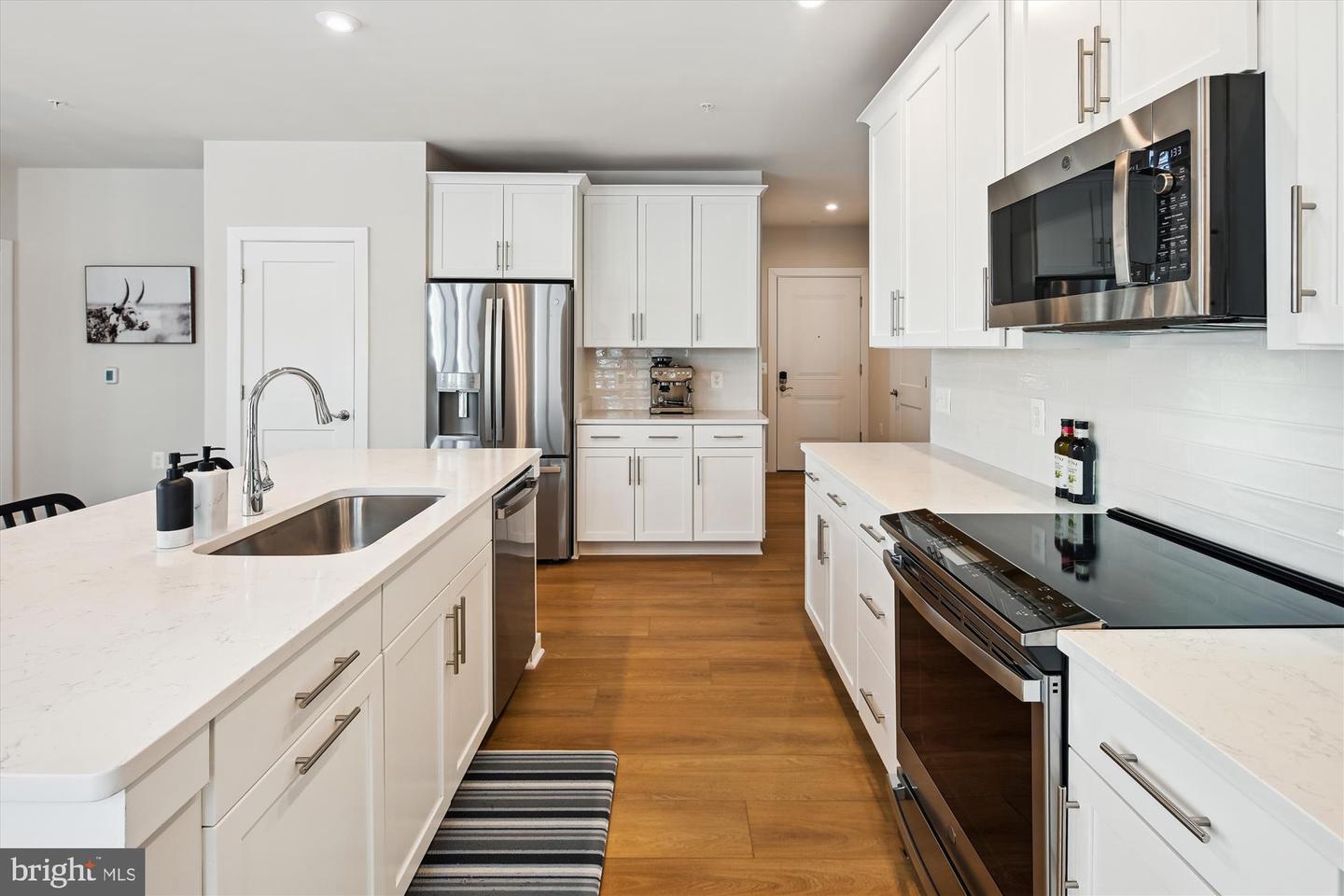 1675 BANDIT LOOP #202B, RESTON, Virginia 20190, 2 Bedrooms Bedrooms, ,2 BathroomsBathrooms,Residential,For sale,1675 BANDIT LOOP #202B,VAFX2234656 MLS # VAFX2234656