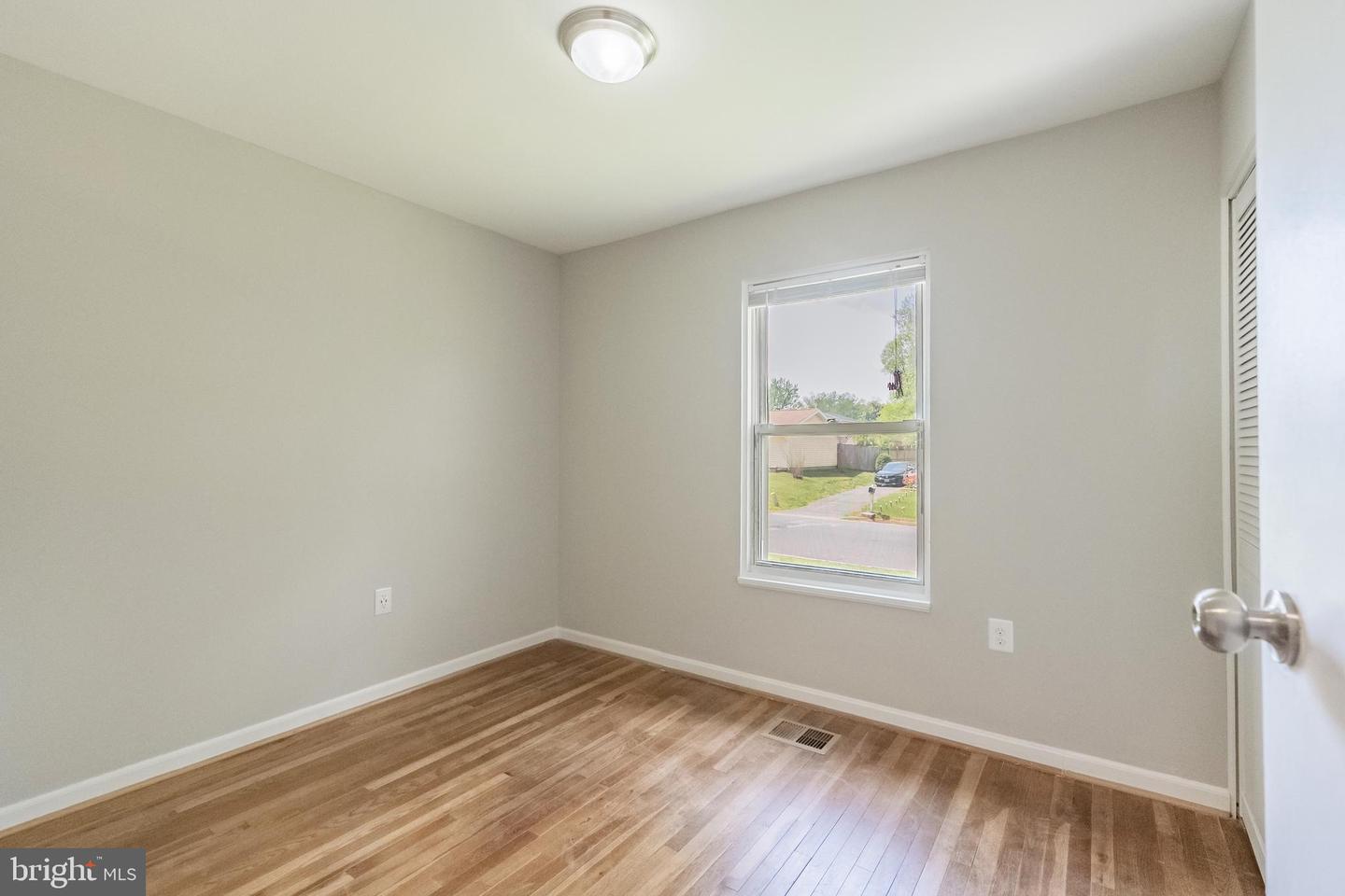 724 N ARGONNE AVE, STERLING, Virginia 20164, 4 Bedrooms Bedrooms, ,3 BathroomsBathrooms,Residential,For sale,724 N ARGONNE AVE,VALO2094094 MLS # VALO2094094
