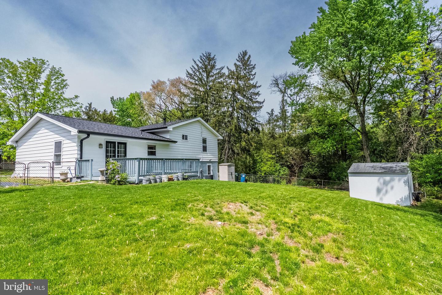 724 N ARGONNE AVE, STERLING, Virginia 20164, 4 Bedrooms Bedrooms, ,3 BathroomsBathrooms,Residential,For sale,724 N ARGONNE AVE,VALO2094094 MLS # VALO2094094