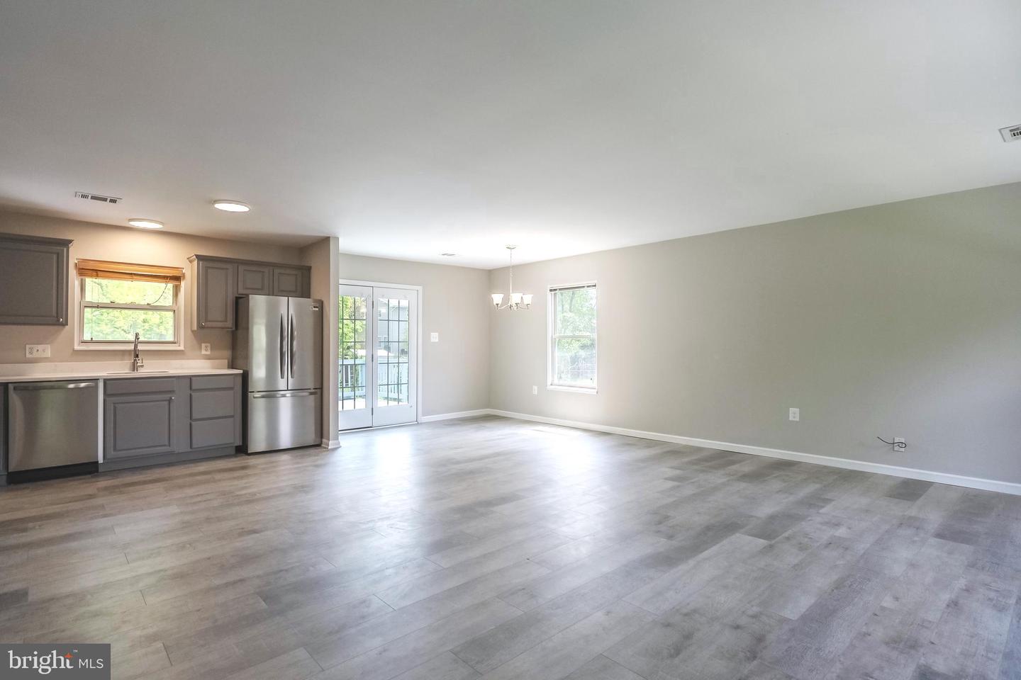 724 N ARGONNE AVE, STERLING, Virginia 20164, 4 Bedrooms Bedrooms, ,3 BathroomsBathrooms,Residential,For sale,724 N ARGONNE AVE,VALO2094094 MLS # VALO2094094