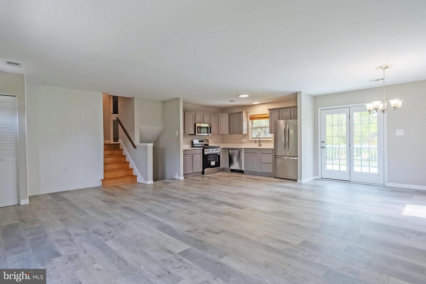 724 N ARGONNE AVE, STERLING, Virginia 20164, 4 Bedrooms Bedrooms, ,3 BathroomsBathrooms,Residential,For sale,724 N ARGONNE AVE,VALO2094094 MLS # VALO2094094