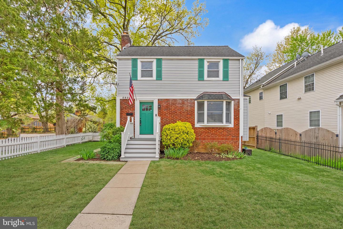 5800 3RD ST S, ARLINGTON, Virginia 22204, 3 Bedrooms Bedrooms, ,2 BathroomsBathrooms,Residential,For sale,5800 3RD ST S,VAAR2056140 MLS # VAAR2056140