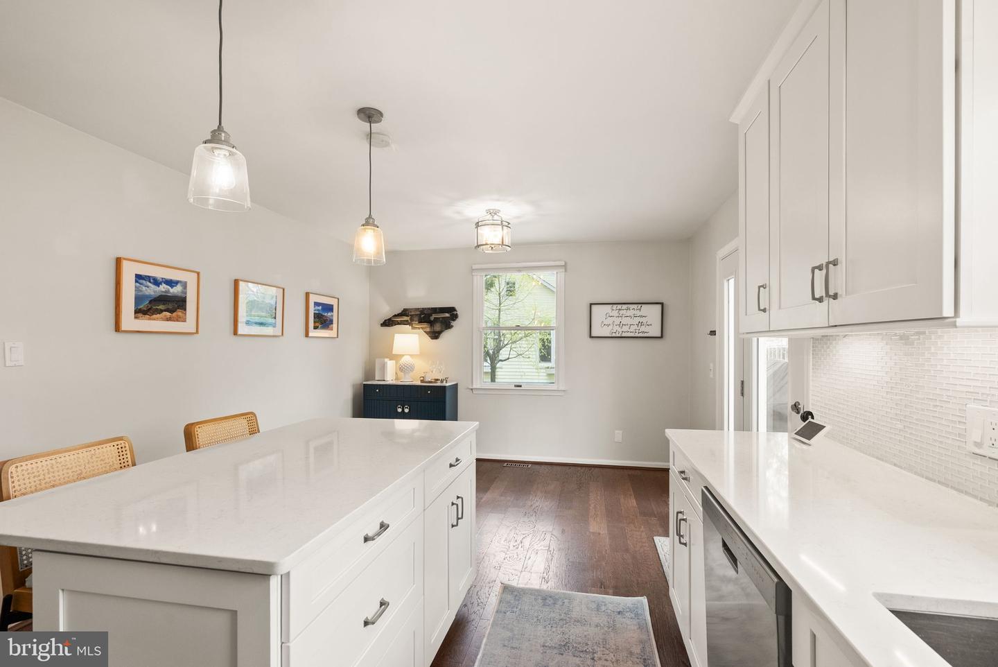 5800 3RD ST S, ARLINGTON, Virginia 22204, 3 Bedrooms Bedrooms, ,2 BathroomsBathrooms,Residential,For sale,5800 3RD ST S,VAAR2056140 MLS # VAAR2056140