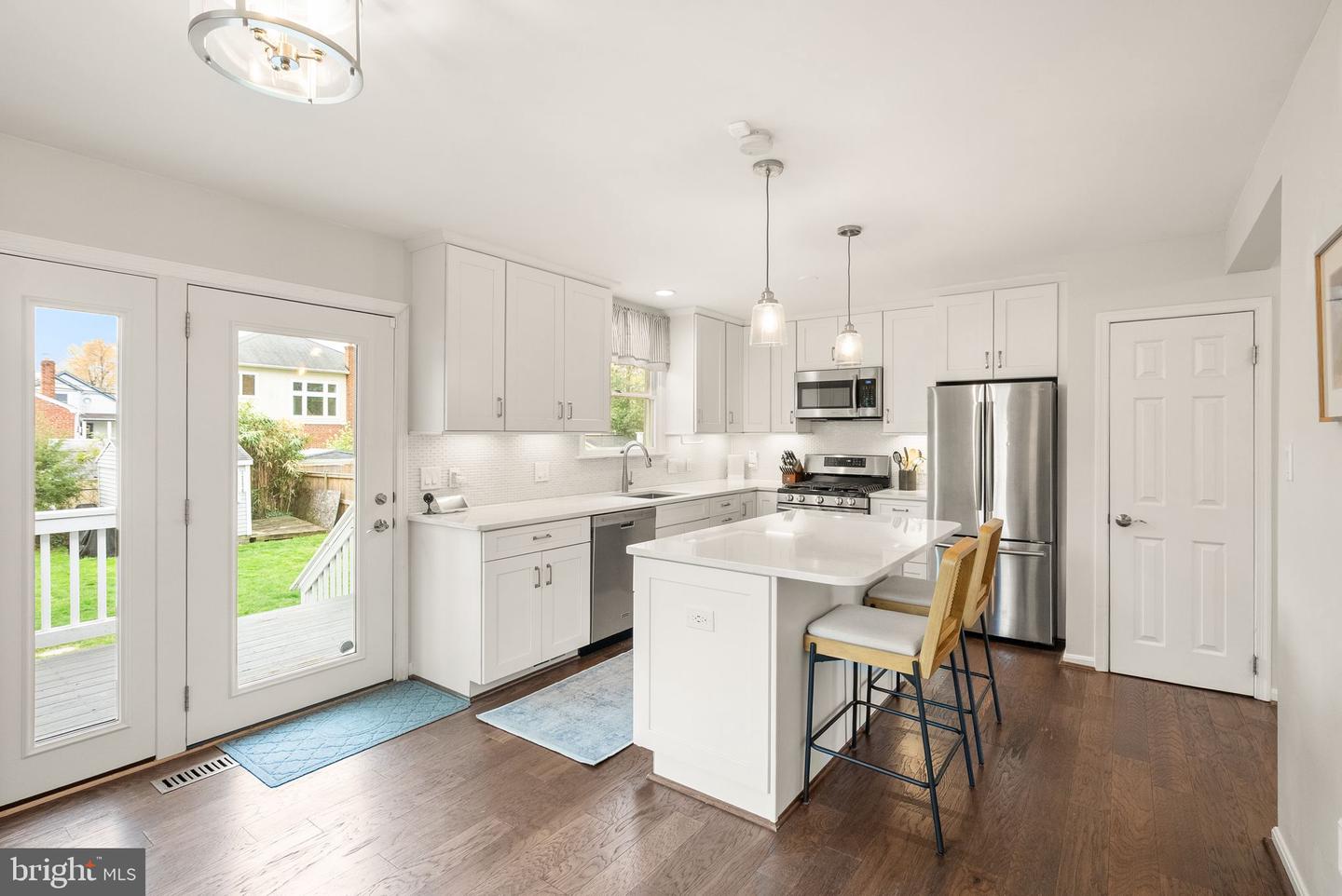 5800 3RD ST S, ARLINGTON, Virginia 22204, 3 Bedrooms Bedrooms, ,2 BathroomsBathrooms,Residential,For sale,5800 3RD ST S,VAAR2056140 MLS # VAAR2056140