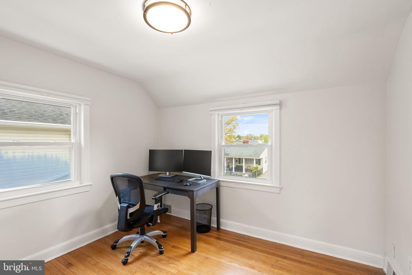 5800 3RD ST S, ARLINGTON, Virginia 22204, 3 Bedrooms Bedrooms, ,2 BathroomsBathrooms,Residential,For sale,5800 3RD ST S,VAAR2056140 MLS # VAAR2056140