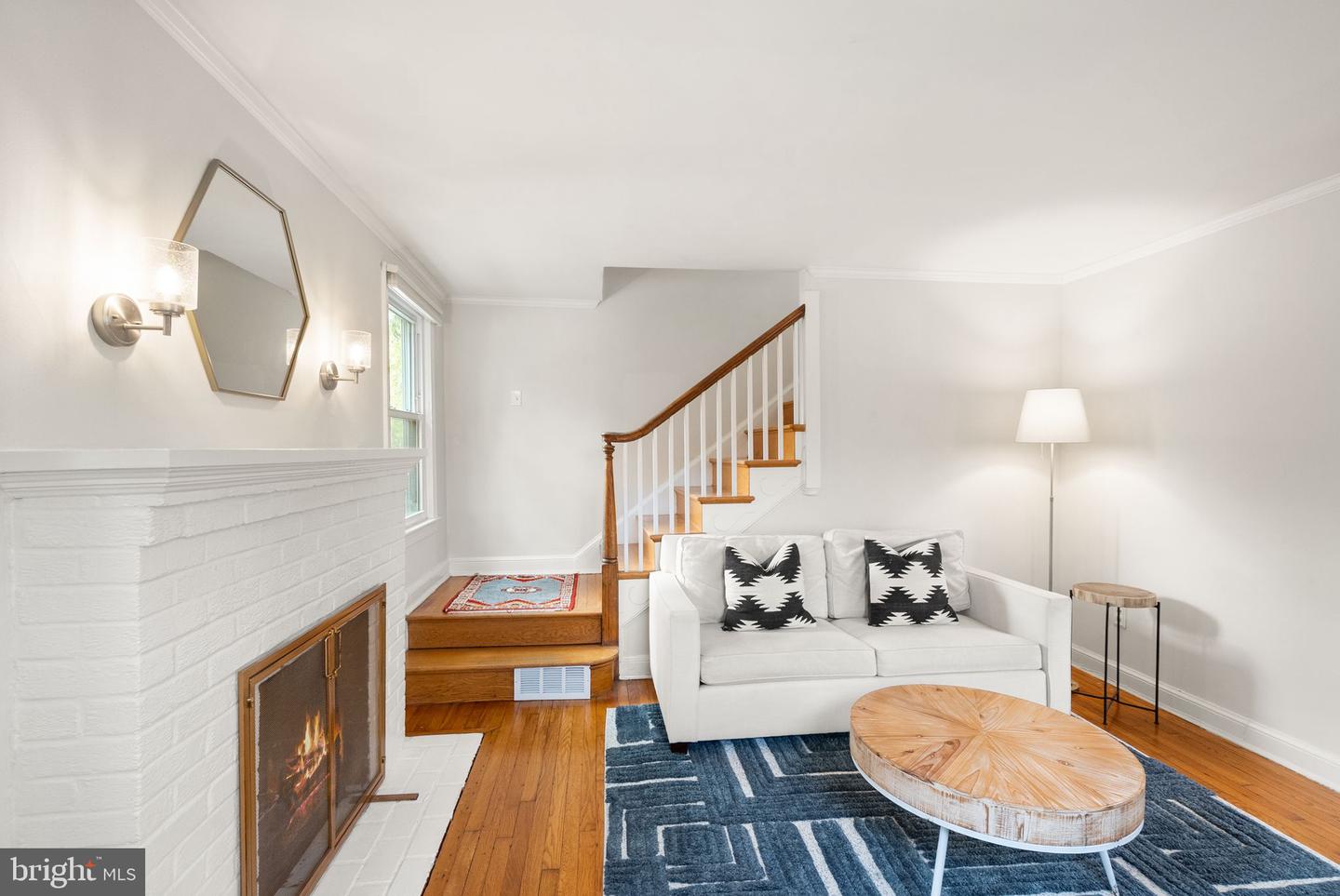 5800 3RD ST S, ARLINGTON, Virginia 22204, 3 Bedrooms Bedrooms, ,2 BathroomsBathrooms,Residential,For sale,5800 3RD ST S,VAAR2056140 MLS # VAAR2056140