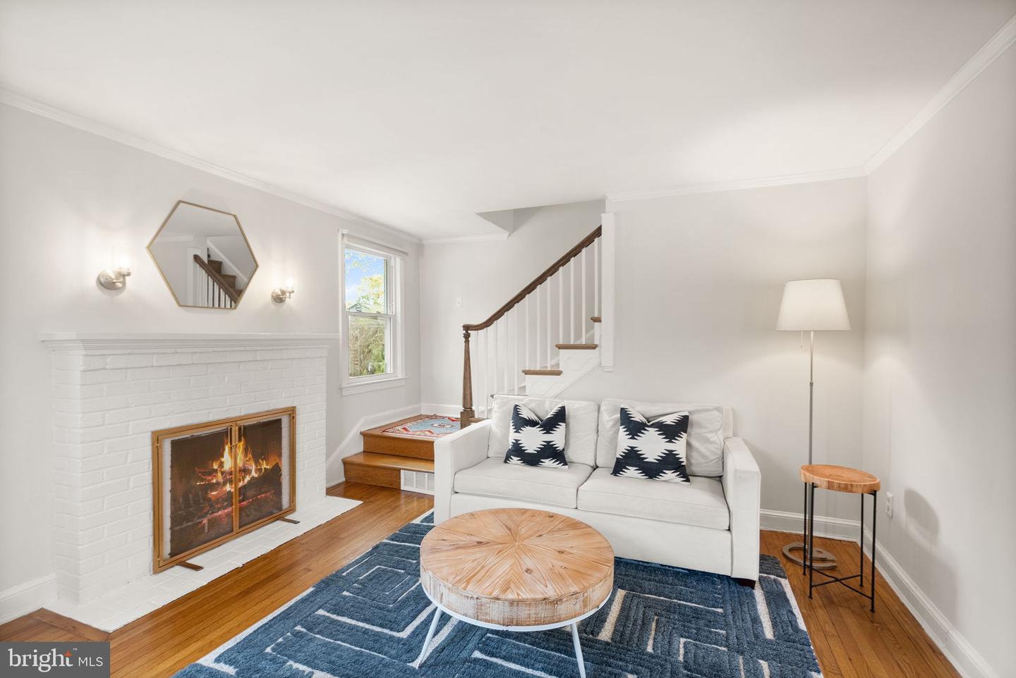 5800 3RD ST S, ARLINGTON, Virginia 22204, 3 Bedrooms Bedrooms, ,2 BathroomsBathrooms,Residential,For sale,5800 3RD ST S,VAAR2056140 MLS # VAAR2056140