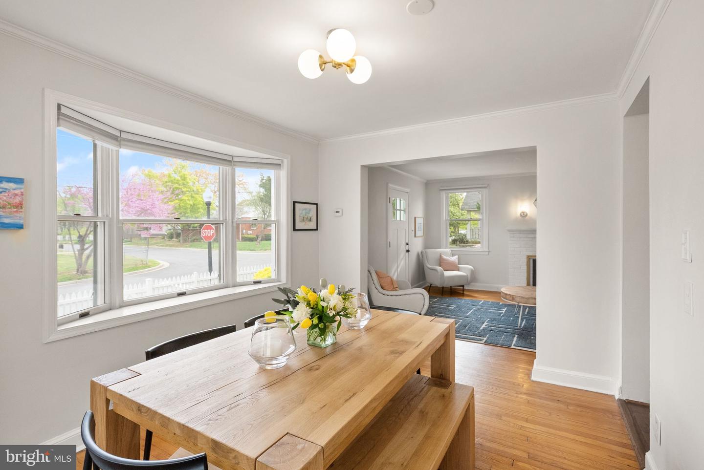 5800 3RD ST S, ARLINGTON, Virginia 22204, 3 Bedrooms Bedrooms, ,2 BathroomsBathrooms,Residential,For sale,5800 3RD ST S,VAAR2056140 MLS # VAAR2056140