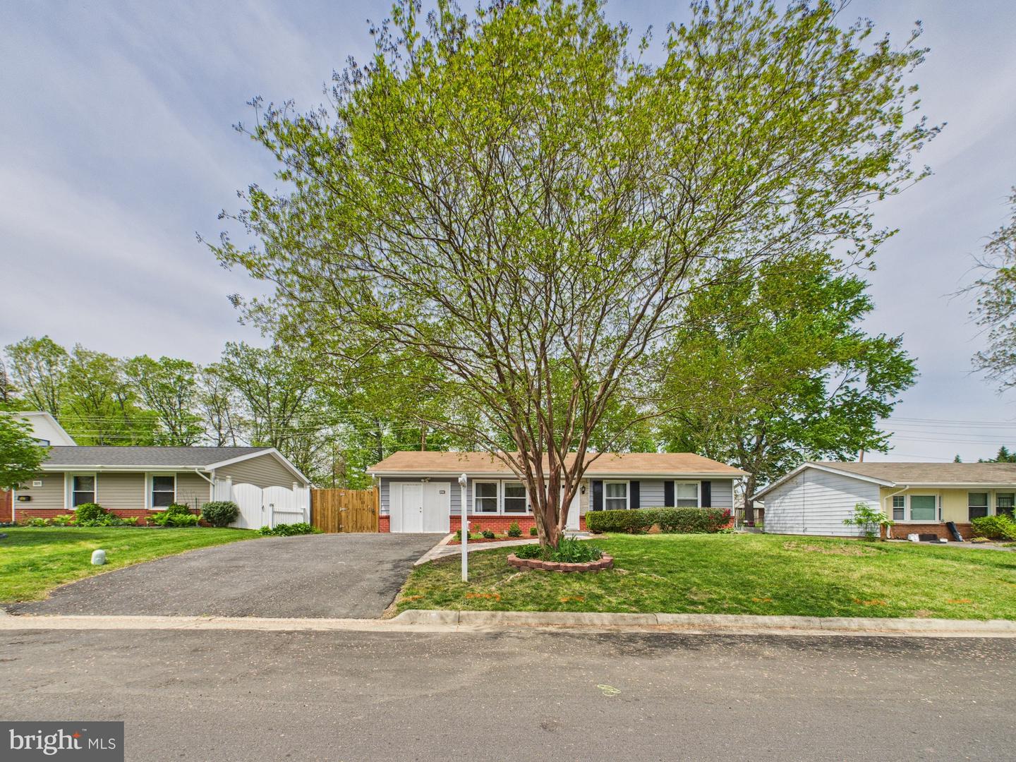 1017 S IRONWOOD RD, STERLING, Virginia 20164, 4 Bedrooms Bedrooms, ,3 BathroomsBathrooms,Residential,For sale,1017 S IRONWOOD RD,VALO2094092 MLS # VALO2094092