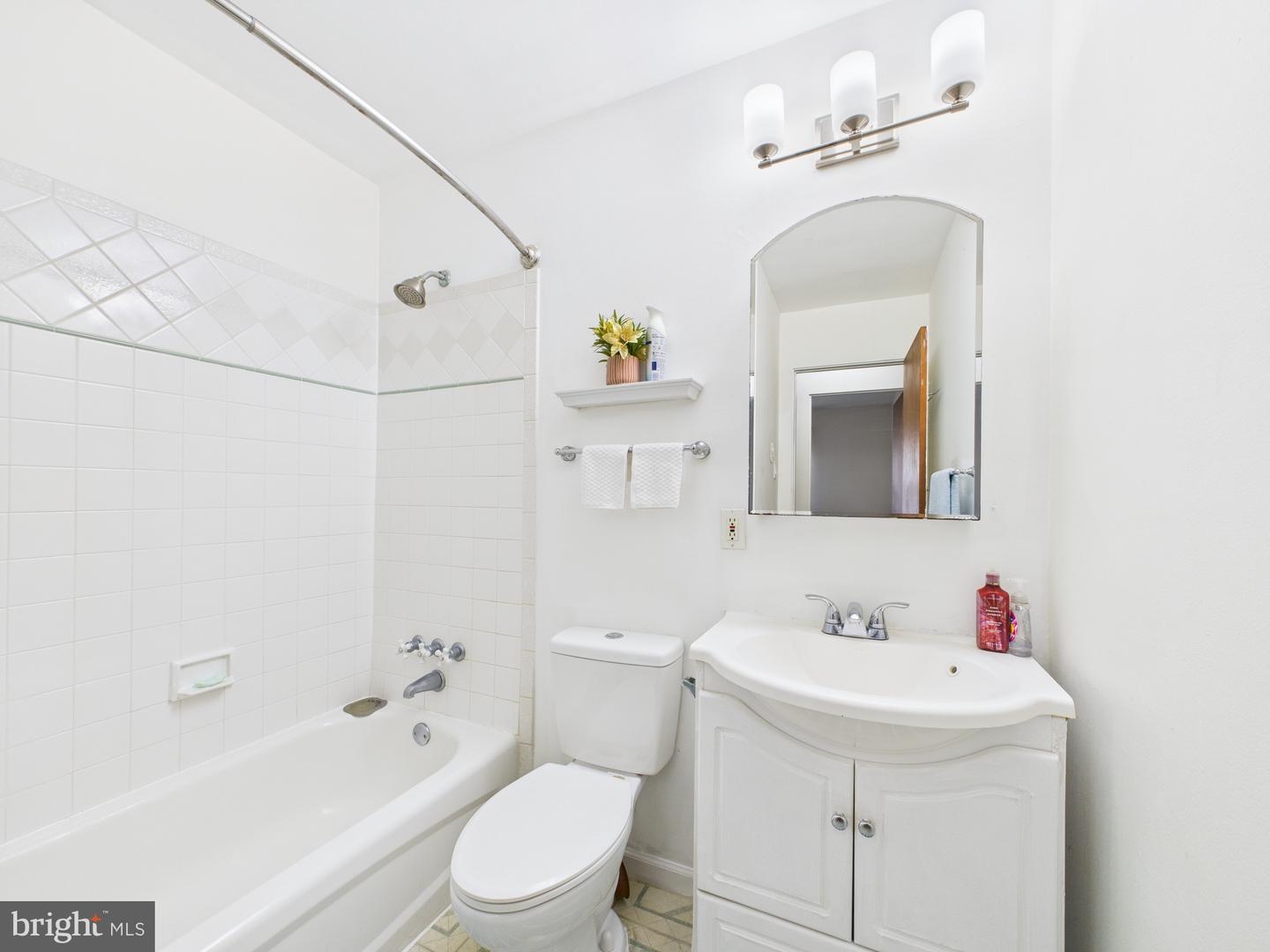 1017 S IRONWOOD RD, STERLING, Virginia 20164, 4 Bedrooms Bedrooms, ,3 BathroomsBathrooms,Residential,For sale,1017 S IRONWOOD RD,VALO2094092 MLS # VALO2094092