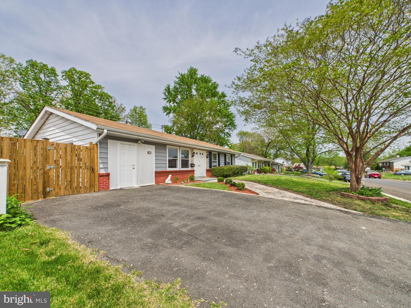 1017 S IRONWOOD RD, STERLING, Virginia 20164, 4 Bedrooms Bedrooms, ,3 BathroomsBathrooms,Residential,For sale,1017 S IRONWOOD RD,VALO2094092 MLS # VALO2094092