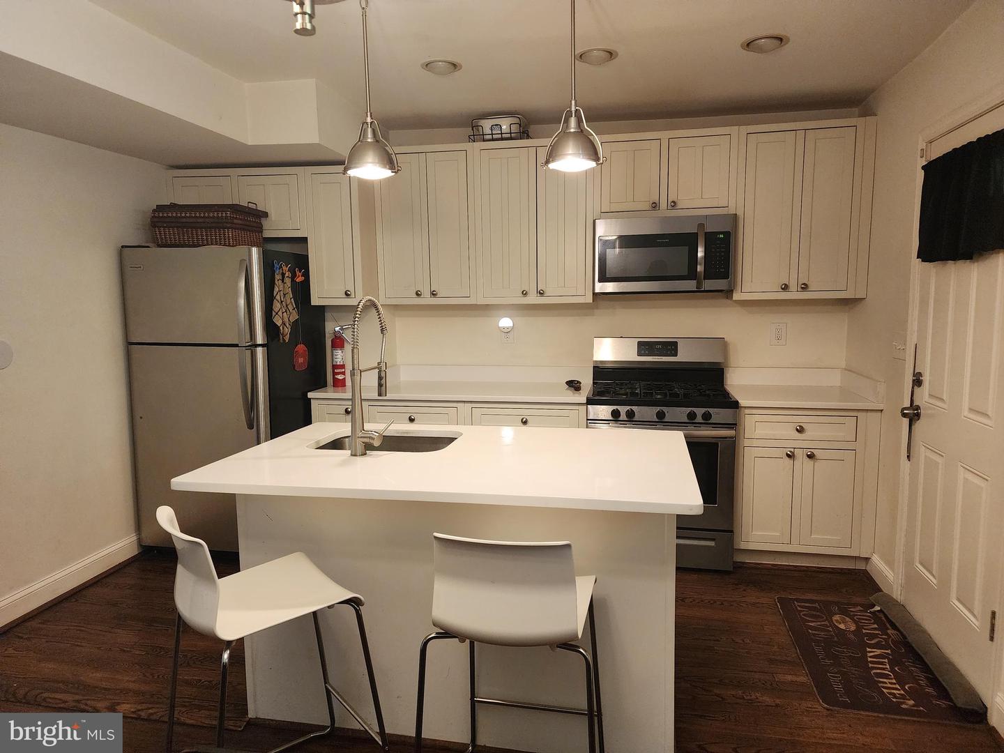 800 XENIA ST SE, WASHINGTON, District Of Columbia 20032, 3 Bedrooms Bedrooms, ,2 BathroomsBathrooms,Residential,For sale,800 XENIA ST SE,DCDC2196192 MLS # DCDC2196192