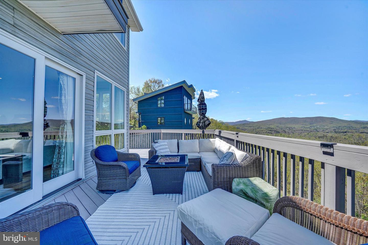 4510 WINDY GAP, ROANOKE, Virginia 24018, 4 Bedrooms Bedrooms, ,3 BathroomsBathrooms,Residential,For sale,4510 WINDY GAP,VARK2000040 MLS # VARK2000040
