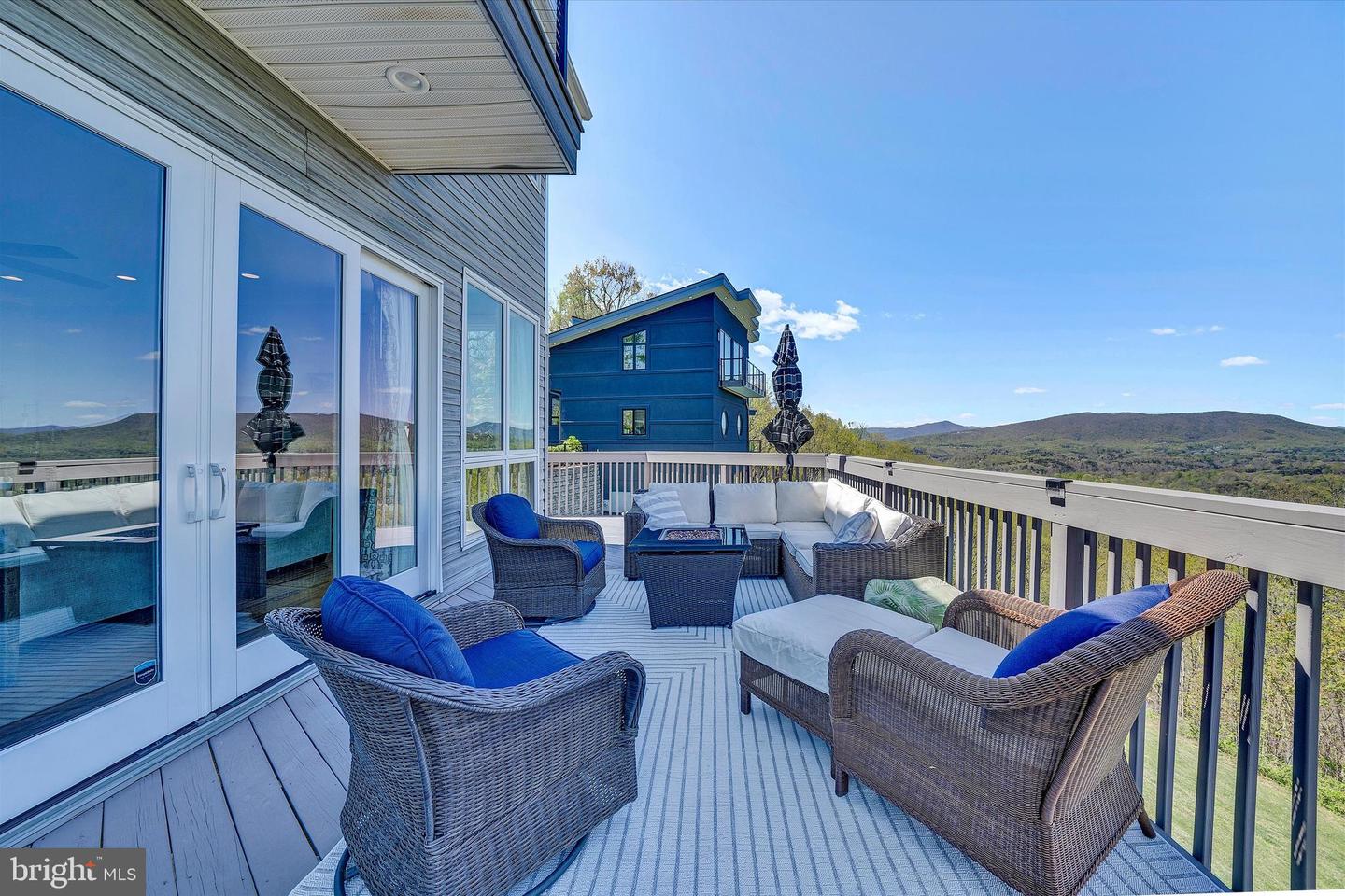 4510 WINDY GAP, ROANOKE, Virginia 24018, 4 Bedrooms Bedrooms, ,3 BathroomsBathrooms,Residential,For sale,4510 WINDY GAP,VARK2000040 MLS # VARK2000040