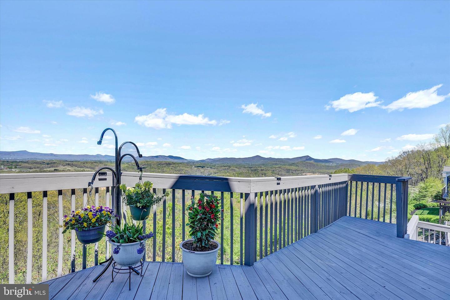 4510 WINDY GAP, ROANOKE, Virginia 24018, 4 Bedrooms Bedrooms, ,3 BathroomsBathrooms,Residential,For sale,4510 WINDY GAP,VARK2000040 MLS # VARK2000040
