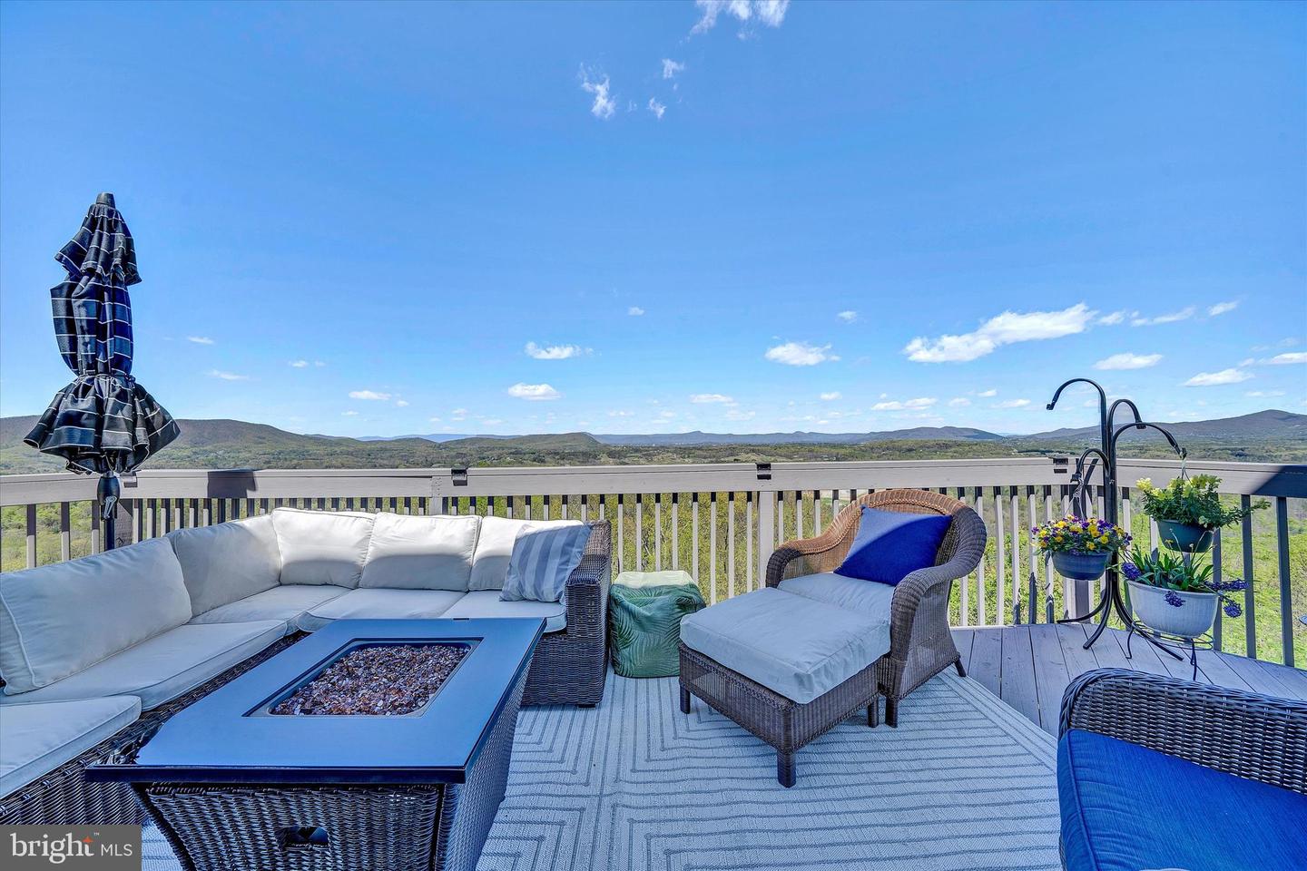 4510 WINDY GAP, ROANOKE, Virginia 24018, 4 Bedrooms Bedrooms, ,3 BathroomsBathrooms,Residential,For sale,4510 WINDY GAP,VARK2000040 MLS # VARK2000040