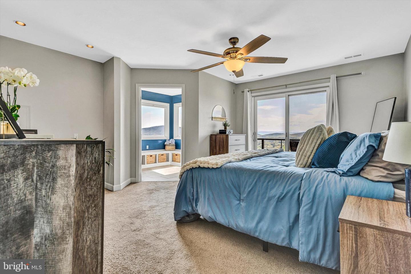 4510 WINDY GAP, ROANOKE, Virginia 24018, 4 Bedrooms Bedrooms, ,3 BathroomsBathrooms,Residential,For sale,4510 WINDY GAP,VARK2000040 MLS # VARK2000040