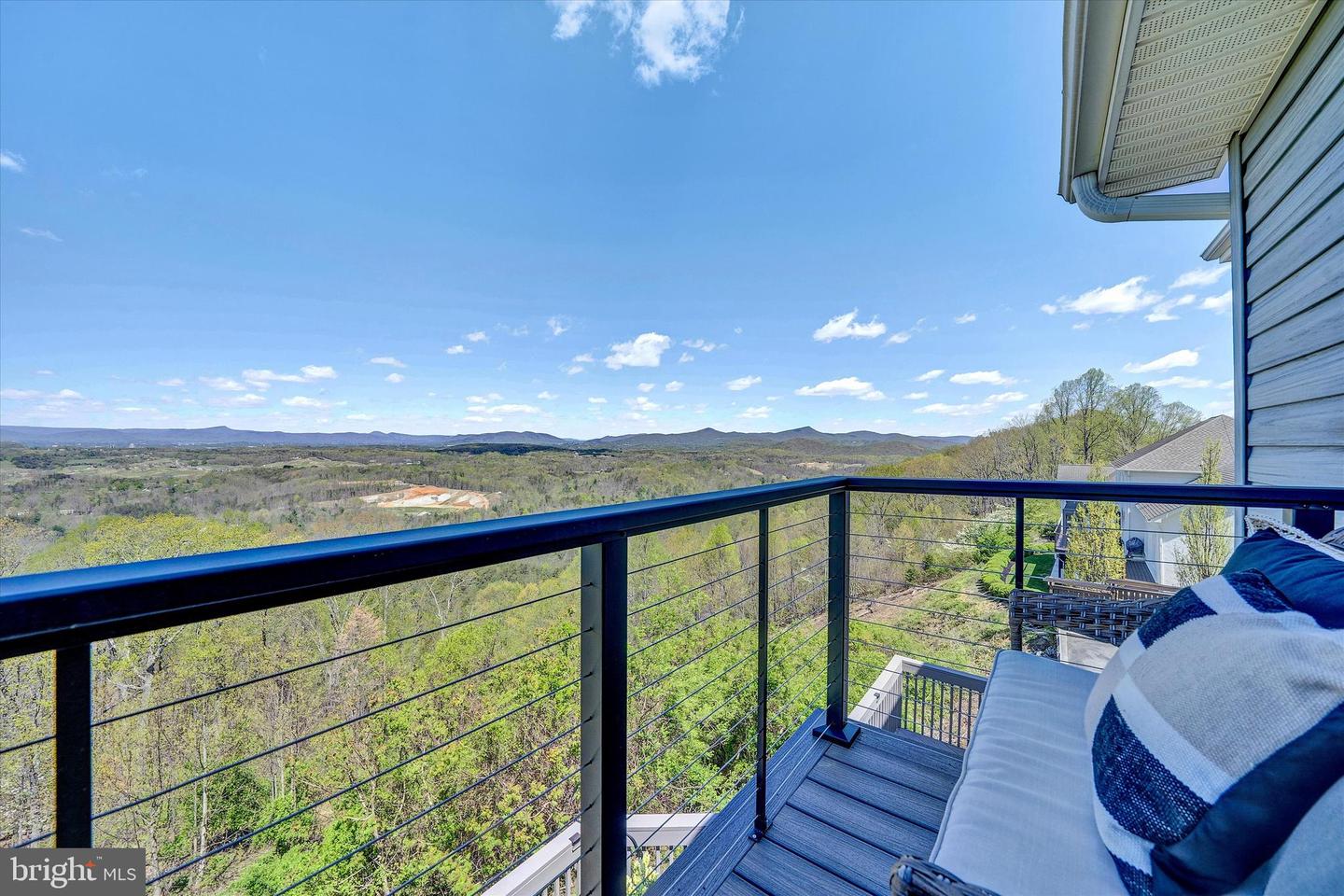 4510 WINDY GAP, ROANOKE, Virginia 24018, 4 Bedrooms Bedrooms, ,3 BathroomsBathrooms,Residential,For sale,4510 WINDY GAP,VARK2000040 MLS # VARK2000040