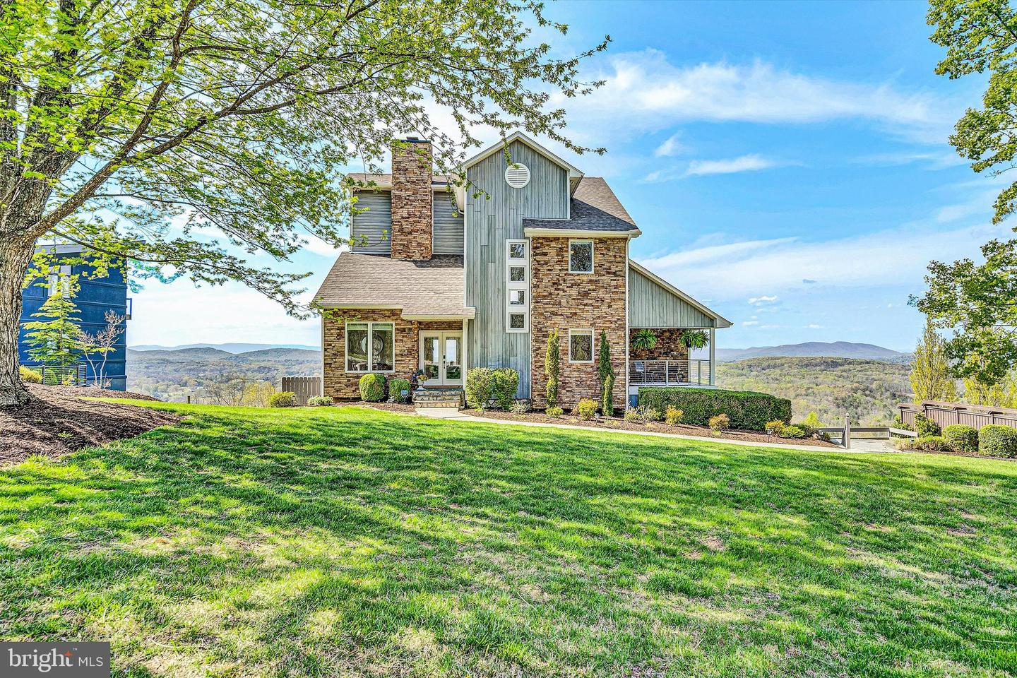 4510 WINDY GAP, ROANOKE, Virginia 24018, 4 Bedrooms Bedrooms, ,3 BathroomsBathrooms,Residential,For sale,4510 WINDY GAP,VARK2000040 MLS # VARK2000040