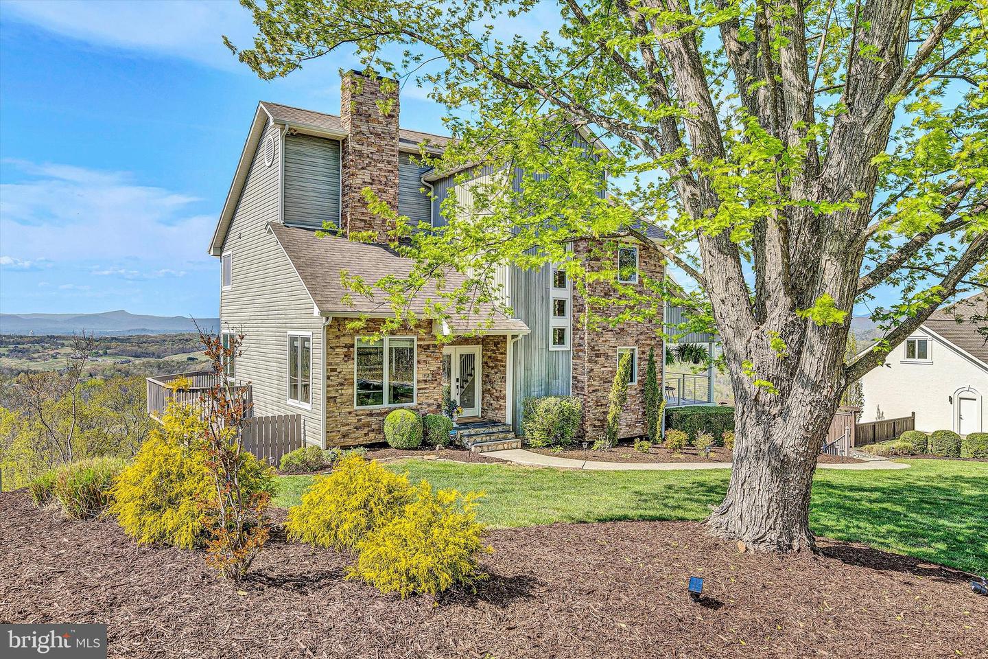 4510 WINDY GAP, ROANOKE, Virginia 24018, 4 Bedrooms Bedrooms, ,3 BathroomsBathrooms,Residential,For sale,4510 WINDY GAP,VARK2000040 MLS # VARK2000040