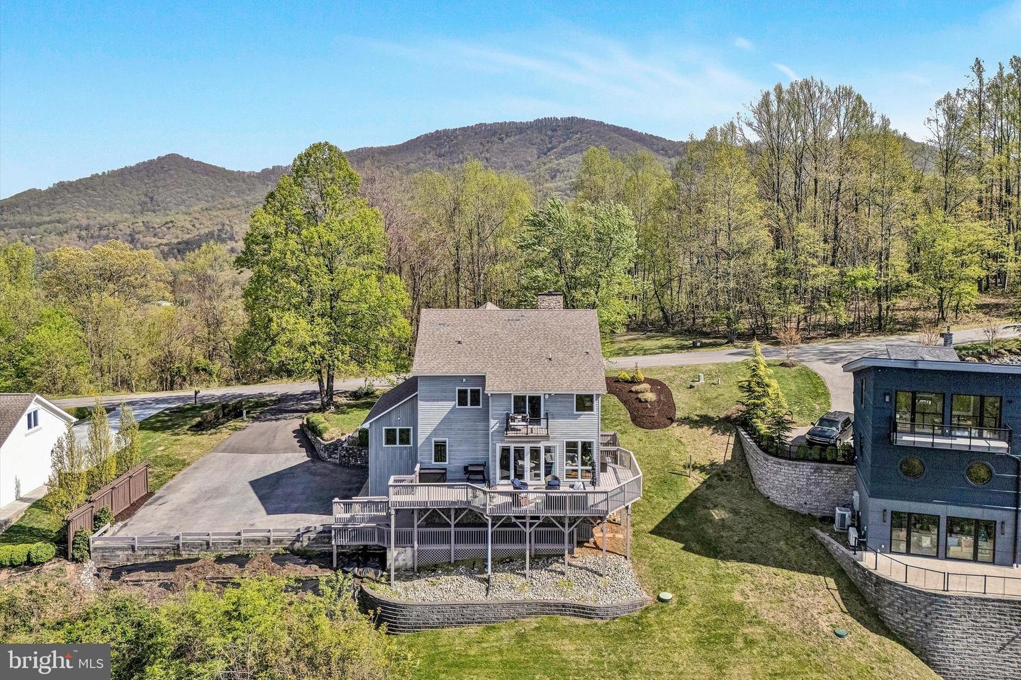 4510 WINDY GAP, ROANOKE, Virginia 24018, 4 Bedrooms Bedrooms, ,3 BathroomsBathrooms,Residential,For sale,4510 WINDY GAP,VARK2000040 MLS # VARK2000040