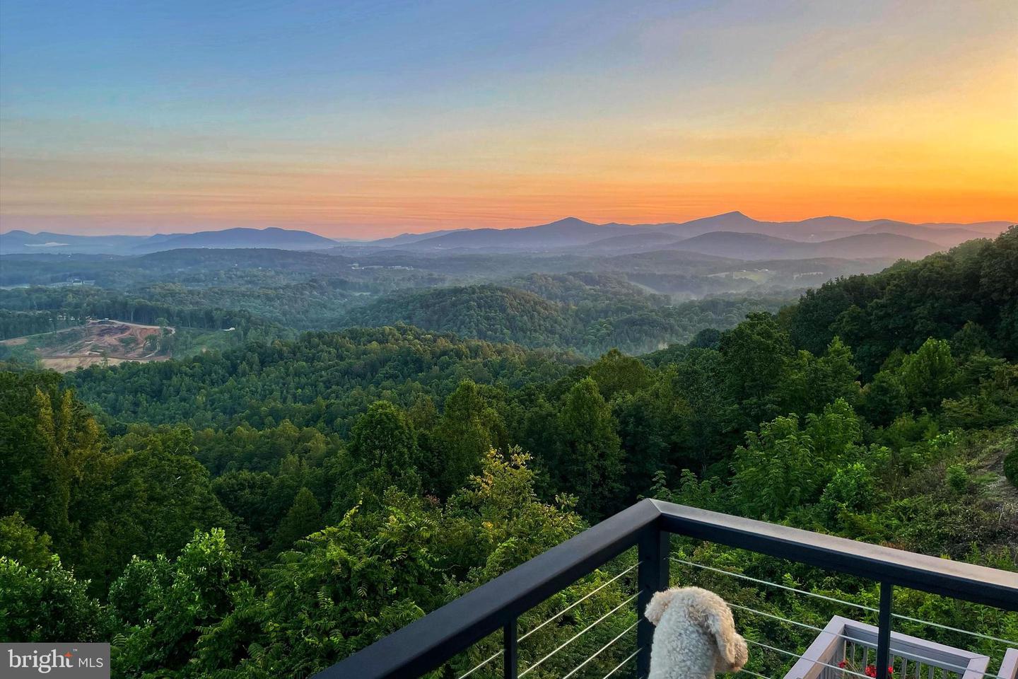 4510 WINDY GAP, ROANOKE, Virginia 24018, 4 Bedrooms Bedrooms, ,3 BathroomsBathrooms,Residential,For sale,4510 WINDY GAP,VARK2000040 MLS # VARK2000040