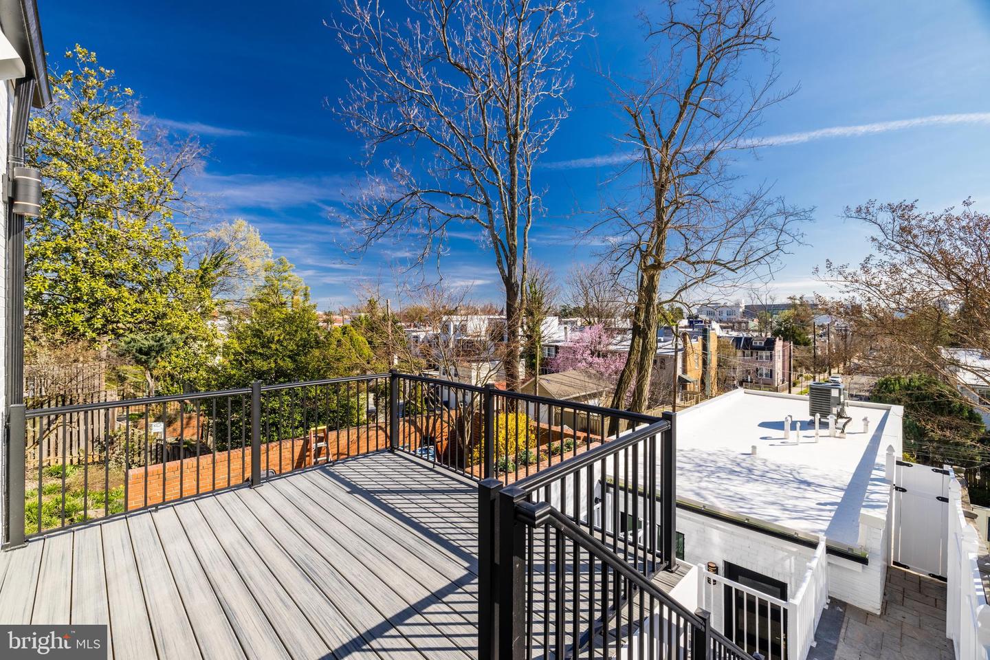3550 WHITEHAVEN PKWY NW, WASHINGTON, District Of Columbia 20007, 5 Bedrooms Bedrooms, ,5 BathroomsBathrooms,Residential,For sale,3550 WHITEHAVEN PKWY NW,DCDC2196510 MLS # DCDC2196510