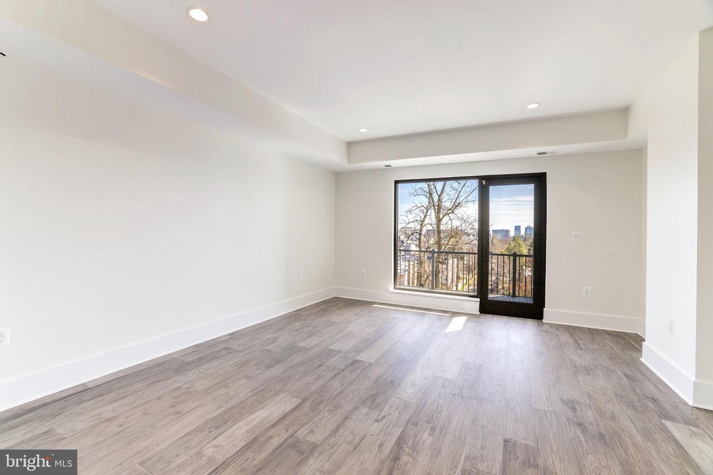 3550 WHITEHAVEN PKWY NW, WASHINGTON, District Of Columbia 20007, 5 Bedrooms Bedrooms, ,5 BathroomsBathrooms,Residential,For sale,3550 WHITEHAVEN PKWY NW,DCDC2196510 MLS # DCDC2196510