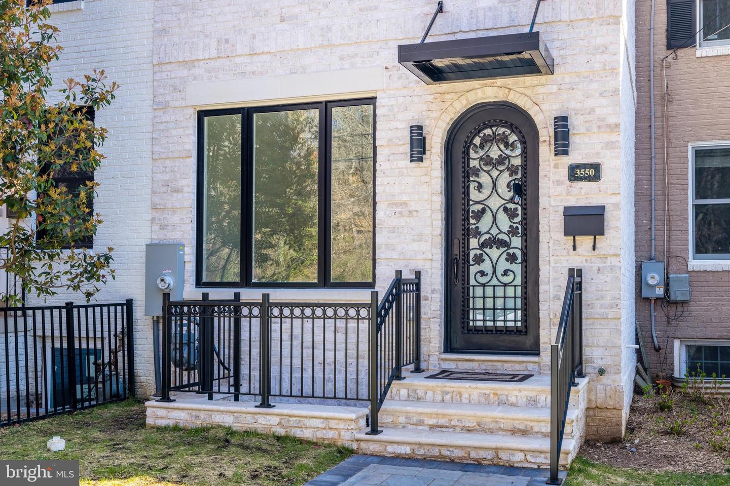 3550 WHITEHAVEN PKWY NW, WASHINGTON, District Of Columbia 20007, 5 Bedrooms Bedrooms, ,5 BathroomsBathrooms,Residential,For sale,3550 WHITEHAVEN PKWY NW,DCDC2196510 MLS # DCDC2196510