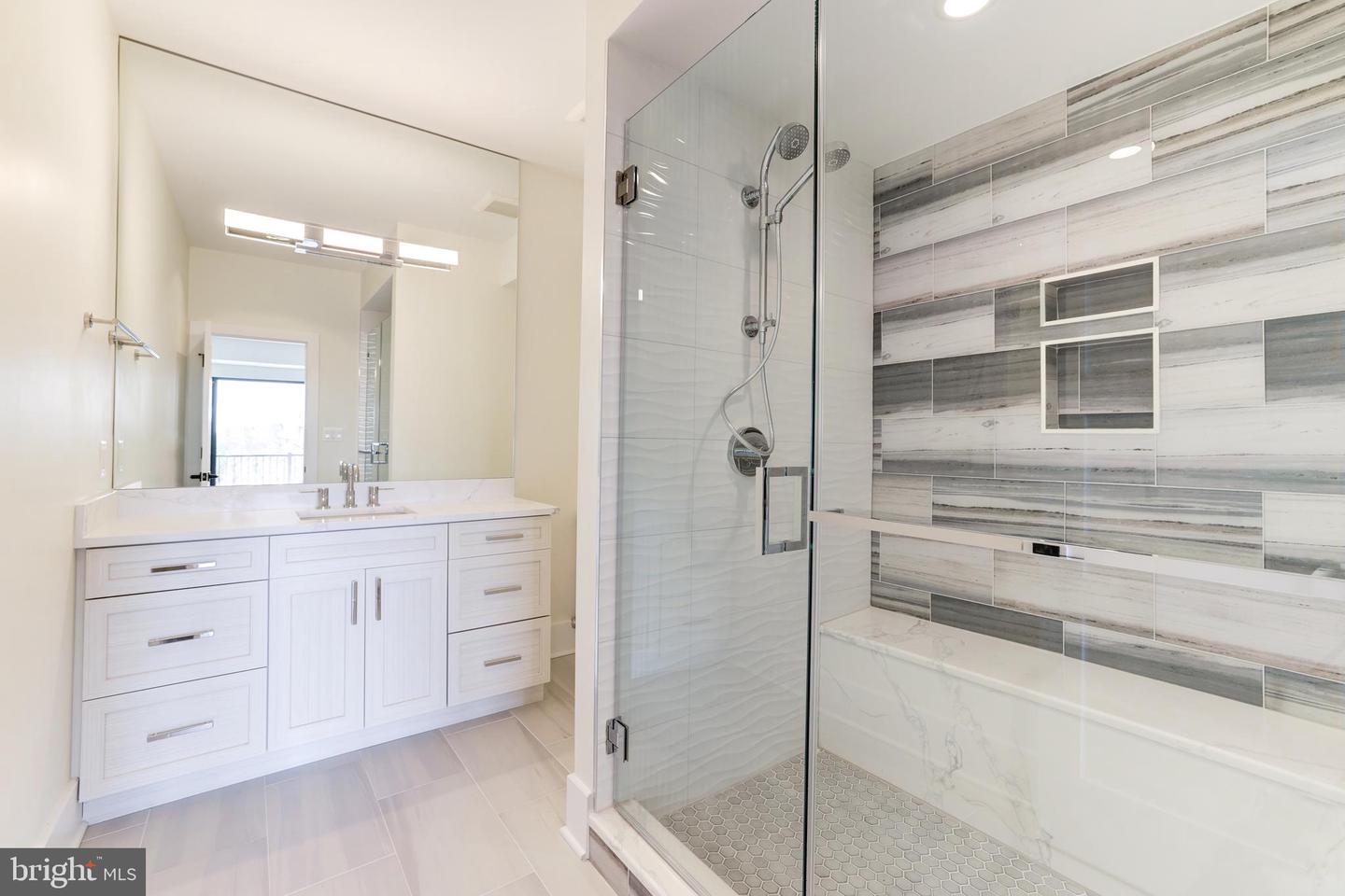 3550 WHITEHAVEN PKWY NW, WASHINGTON, District Of Columbia 20007, 5 Bedrooms Bedrooms, ,5 BathroomsBathrooms,Residential,For sale,3550 WHITEHAVEN PKWY NW,DCDC2196510 MLS # DCDC2196510
