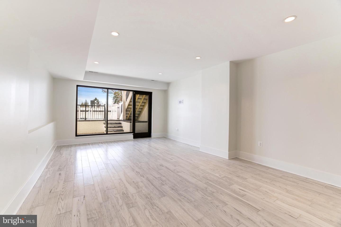 3550 WHITEHAVEN PKWY NW, WASHINGTON, District Of Columbia 20007, 5 Bedrooms Bedrooms, ,5 BathroomsBathrooms,Residential,For sale,3550 WHITEHAVEN PKWY NW,DCDC2196510 MLS # DCDC2196510