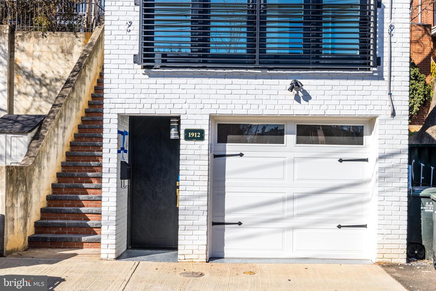 3550 WHITEHAVEN PKWY NW, WASHINGTON, District Of Columbia 20007, 5 Bedrooms Bedrooms, ,5 BathroomsBathrooms,Residential,For sale,3550 WHITEHAVEN PKWY NW,DCDC2196510 MLS # DCDC2196510