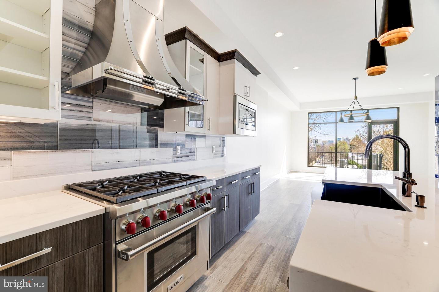 3550 WHITEHAVEN PKWY NW, WASHINGTON, District Of Columbia 20007, 5 Bedrooms Bedrooms, ,5 BathroomsBathrooms,Residential,For sale,3550 WHITEHAVEN PKWY NW,DCDC2196510 MLS # DCDC2196510