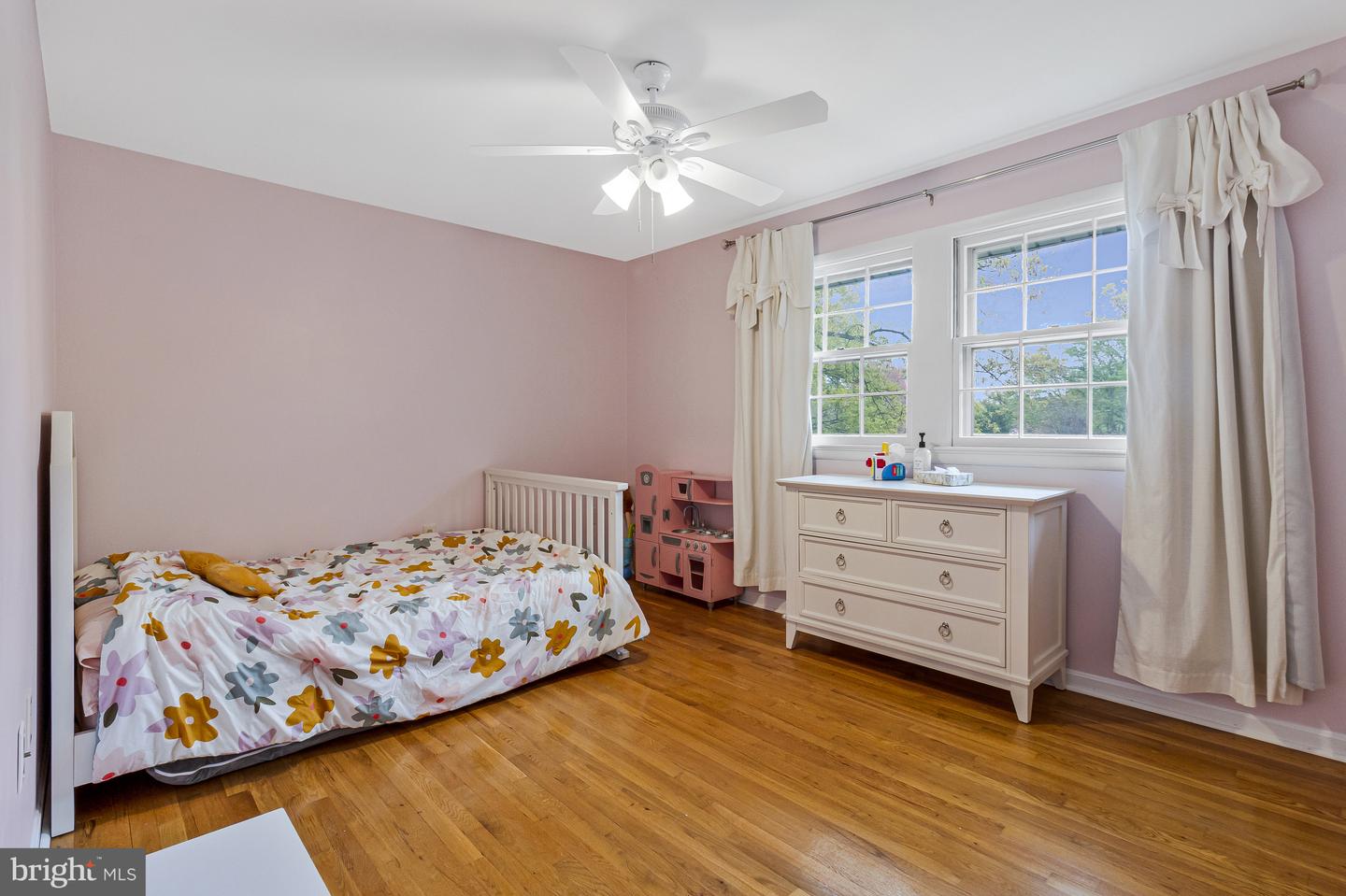 4200 SANDHURST CT, ANNANDALE, Virginia 22003, 4 Bedrooms Bedrooms, ,2 BathroomsBathrooms,Residential,For sale,4200 SANDHURST CT,VAFX2235660 MLS # VAFX2235660