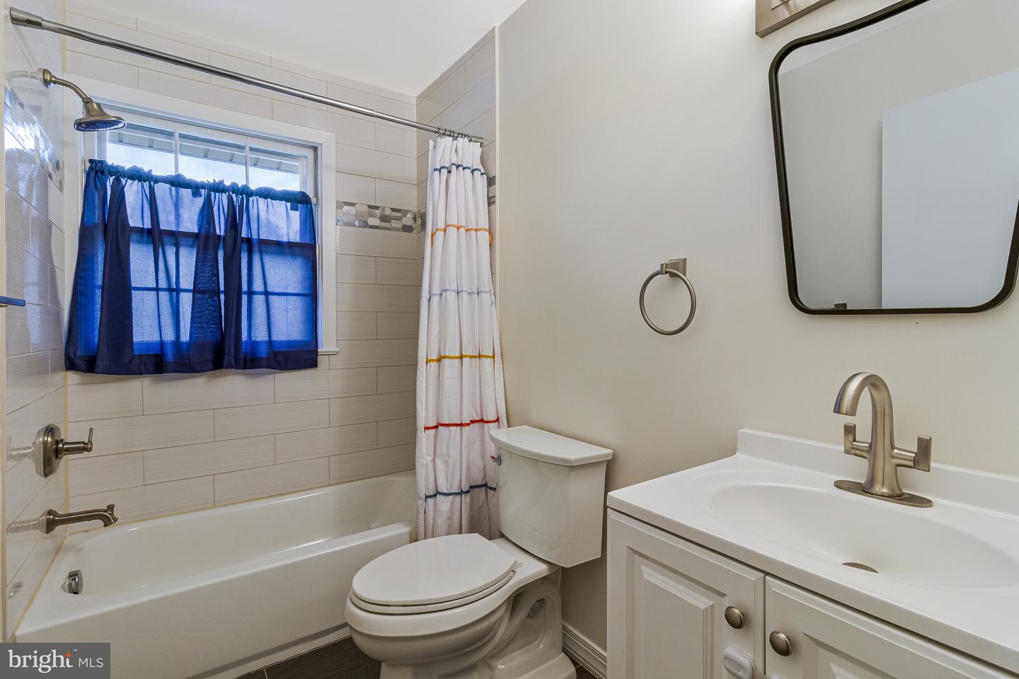 4200 SANDHURST CT, ANNANDALE, Virginia 22003, 4 Bedrooms Bedrooms, ,2 BathroomsBathrooms,Residential,For sale,4200 SANDHURST CT,VAFX2235660 MLS # VAFX2235660
