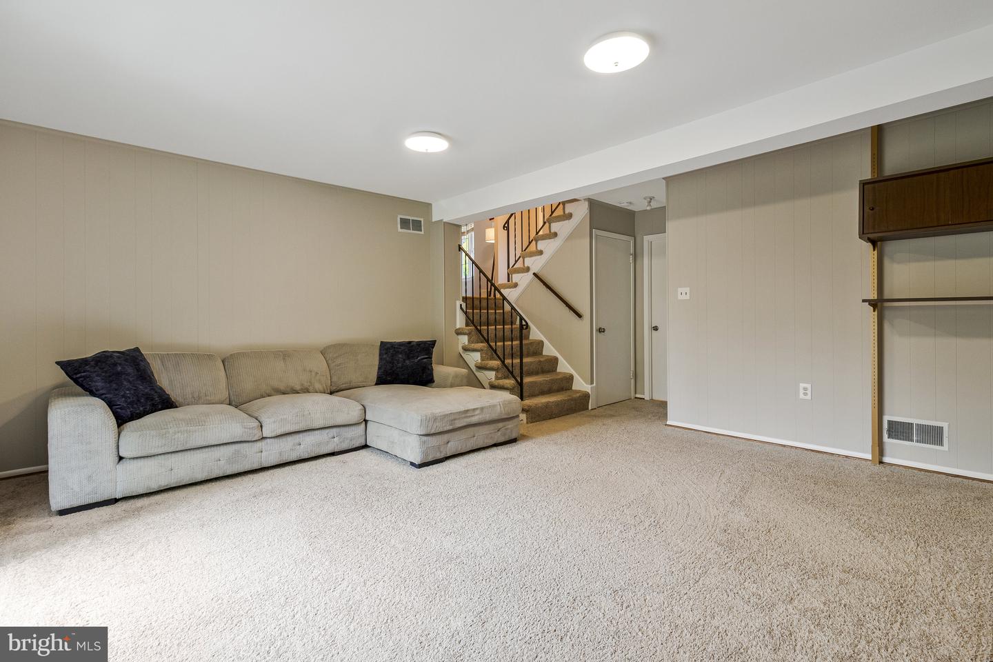 4200 SANDHURST CT, ANNANDALE, Virginia 22003, 4 Bedrooms Bedrooms, ,2 BathroomsBathrooms,Residential,For sale,4200 SANDHURST CT,VAFX2235660 MLS # VAFX2235660