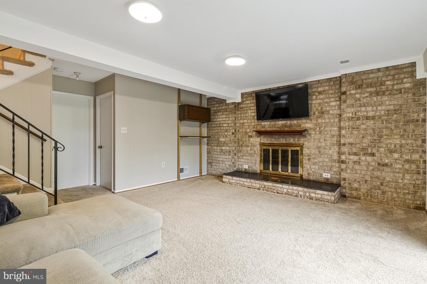 4200 SANDHURST CT, ANNANDALE, Virginia 22003, 4 Bedrooms Bedrooms, ,2 BathroomsBathrooms,Residential,For sale,4200 SANDHURST CT,VAFX2235660 MLS # VAFX2235660