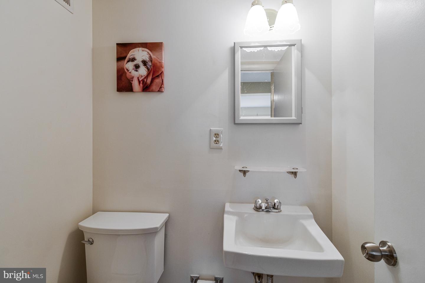 4200 SANDHURST CT, ANNANDALE, Virginia 22003, 4 Bedrooms Bedrooms, ,2 BathroomsBathrooms,Residential,For sale,4200 SANDHURST CT,VAFX2235660 MLS # VAFX2235660