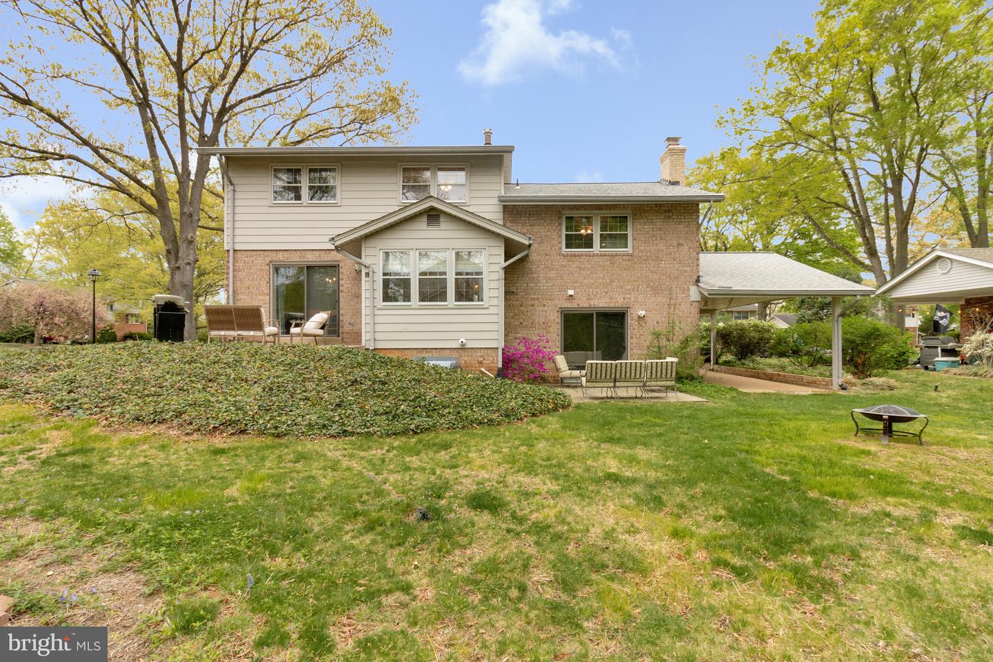 4200 SANDHURST CT, ANNANDALE, Virginia 22003, 4 Bedrooms Bedrooms, ,2 BathroomsBathrooms,Residential,For sale,4200 SANDHURST CT,VAFX2235660 MLS # VAFX2235660