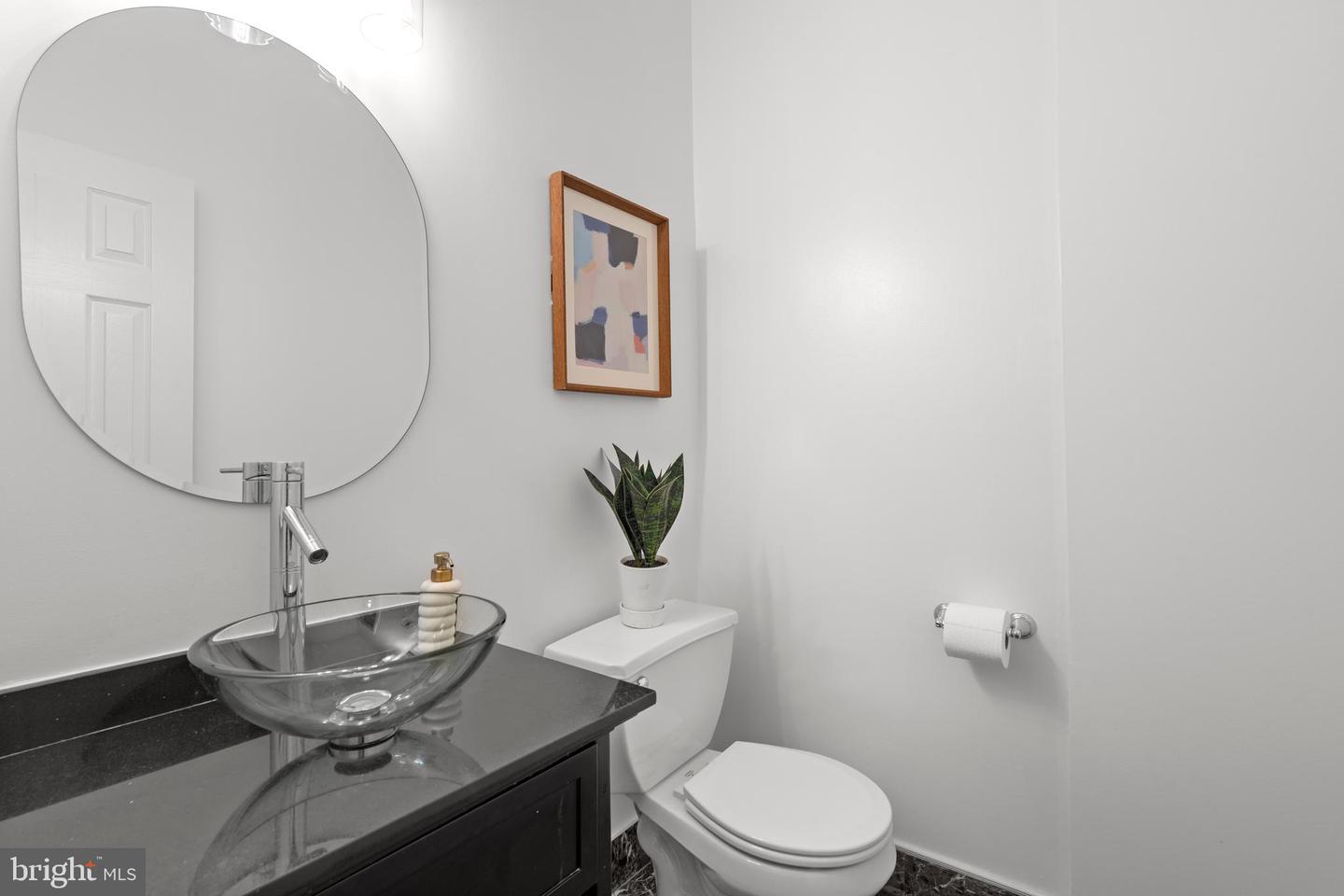 3006 13TH ST NW #A, WASHINGTON, District Of Columbia 20009, 3 Bedrooms Bedrooms, ,2 BathroomsBathrooms,Residential,For sale,3006 13TH ST NW #A,DCDC2196684 MLS # DCDC2196684