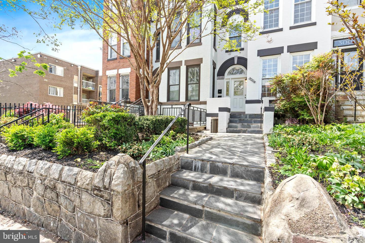3006 13TH ST NW #A, WASHINGTON, District Of Columbia 20009, 3 Bedrooms Bedrooms, ,2 BathroomsBathrooms,Residential,For sale,3006 13TH ST NW #A,DCDC2196684 MLS # DCDC2196684