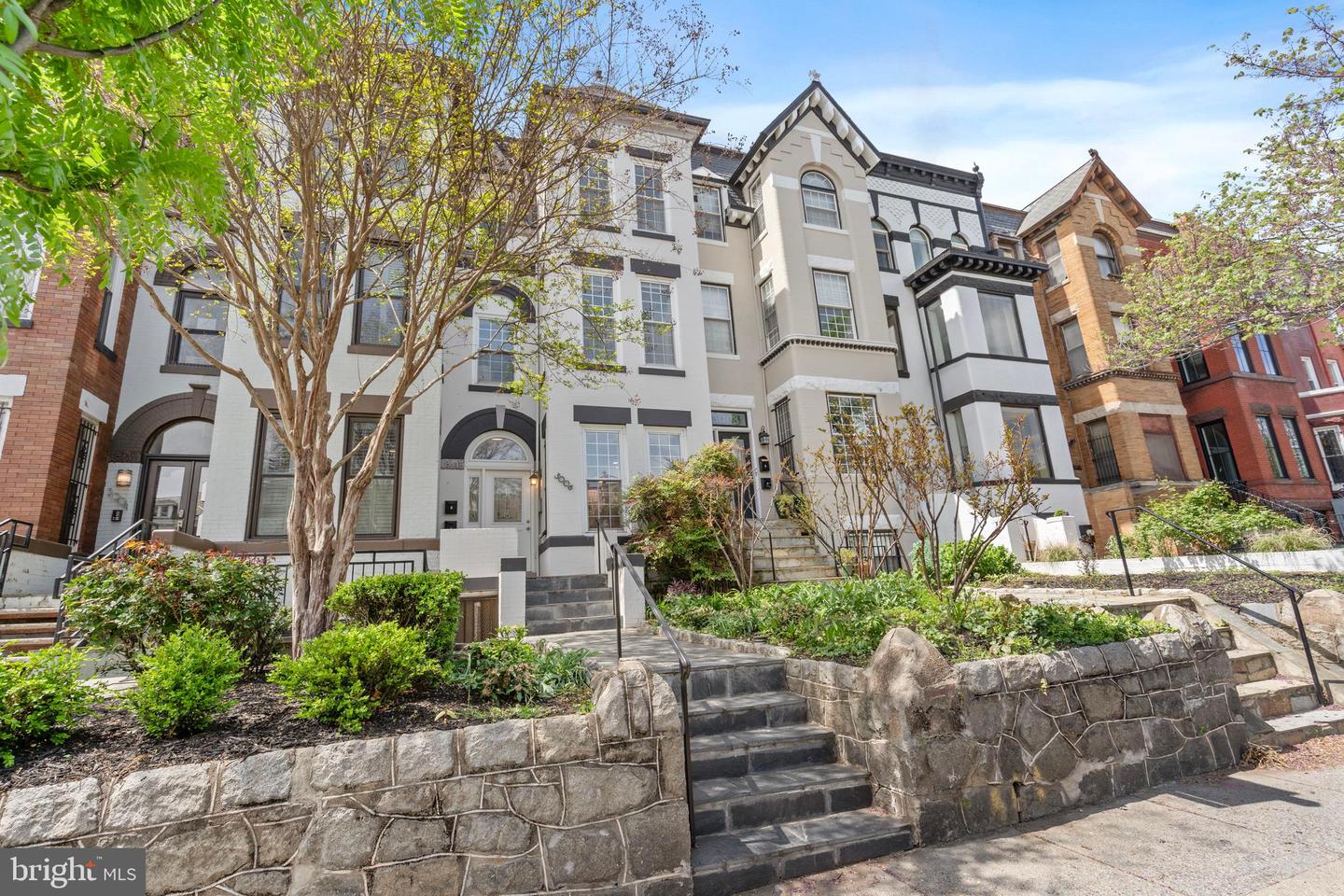 3006 13TH ST NW #A, WASHINGTON, District Of Columbia 20009, 3 Bedrooms Bedrooms, ,2 BathroomsBathrooms,Residential,For sale,3006 13TH ST NW #A,DCDC2196684 MLS # DCDC2196684