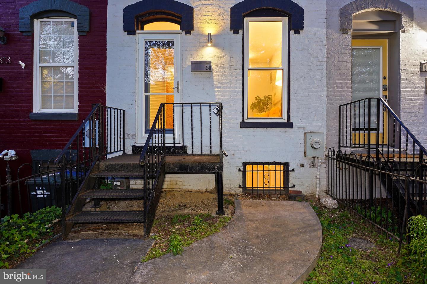 1811 6TH ST NW, WASHINGTON, District Of Columbia 20001, 2 Bedrooms Bedrooms, ,1 BathroomBathrooms,Residential,For sale,1811 6TH ST NW,DCDC2196702 MLS # DCDC2196702