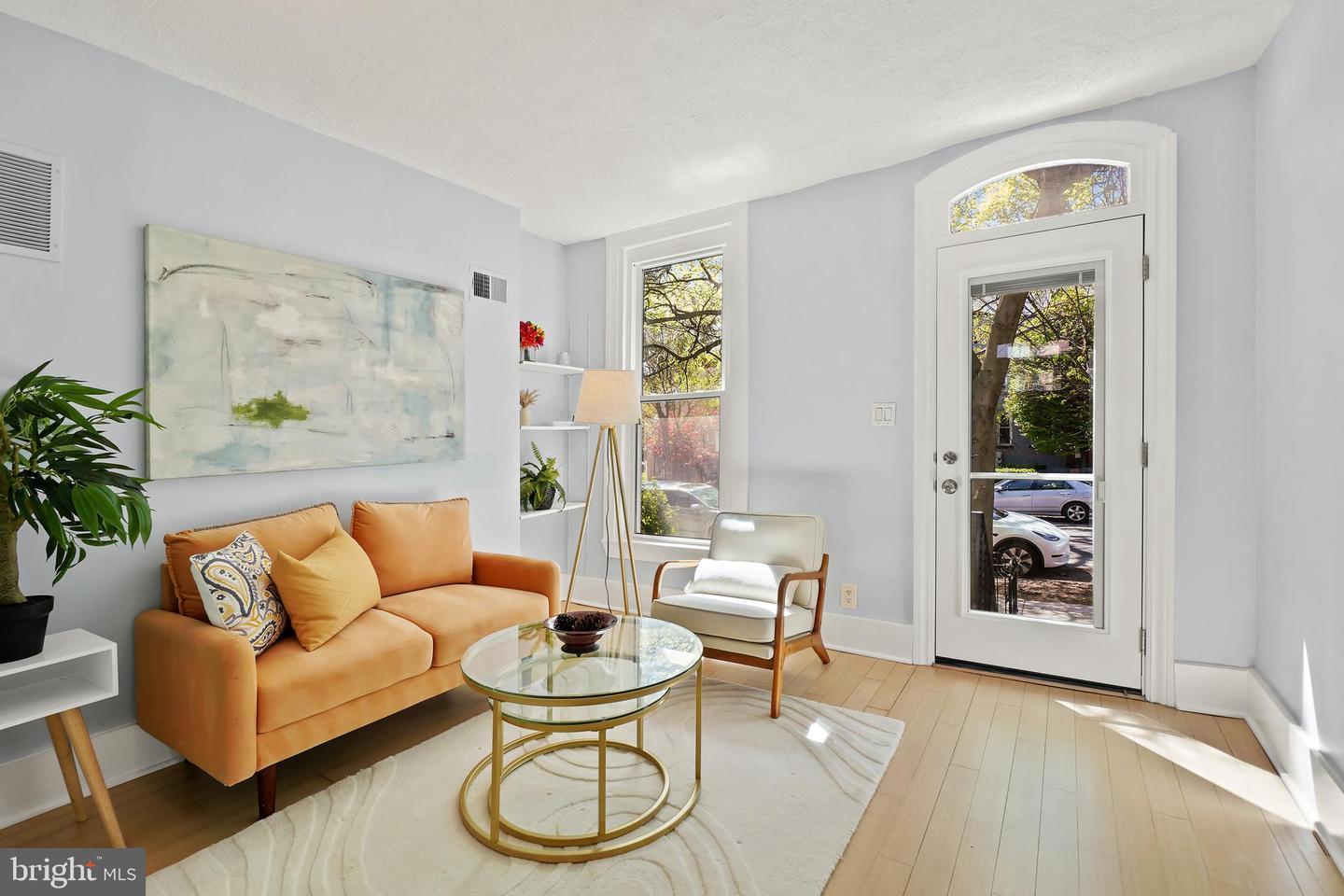 1811 6TH ST NW, WASHINGTON, District Of Columbia 20001, 2 Bedrooms Bedrooms, ,1 BathroomBathrooms,Residential,For sale,1811 6TH ST NW,DCDC2196702 MLS # DCDC2196702