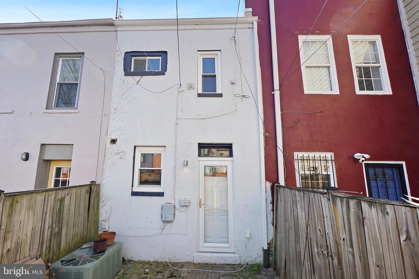 1811 6TH ST NW, WASHINGTON, District Of Columbia 20001, 2 Bedrooms Bedrooms, ,1 BathroomBathrooms,Residential,For sale,1811 6TH ST NW,DCDC2196702 MLS # DCDC2196702