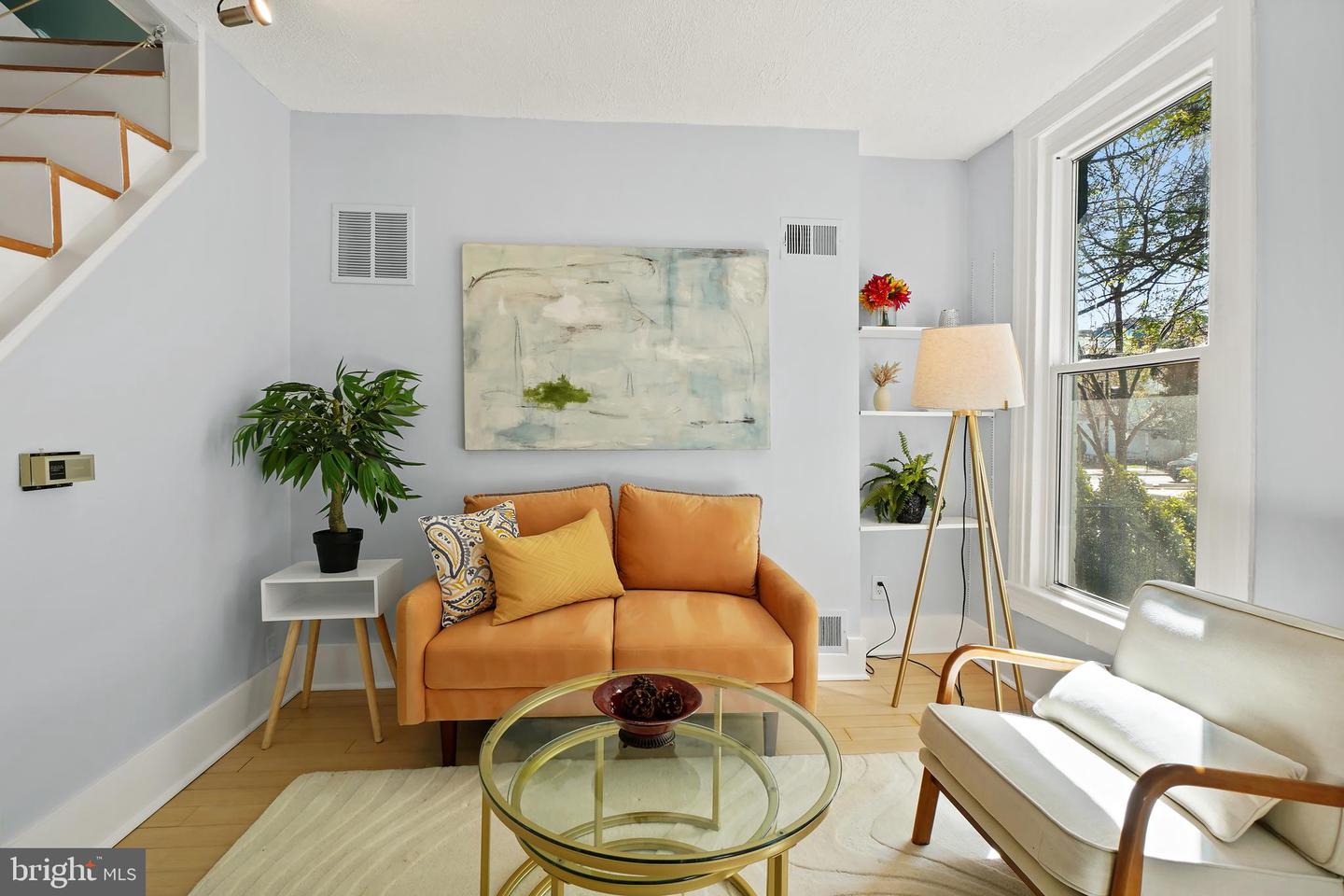 1811 6TH ST NW, WASHINGTON, District Of Columbia 20001, 2 Bedrooms Bedrooms, ,1 BathroomBathrooms,Residential,For sale,1811 6TH ST NW,DCDC2196702 MLS # DCDC2196702