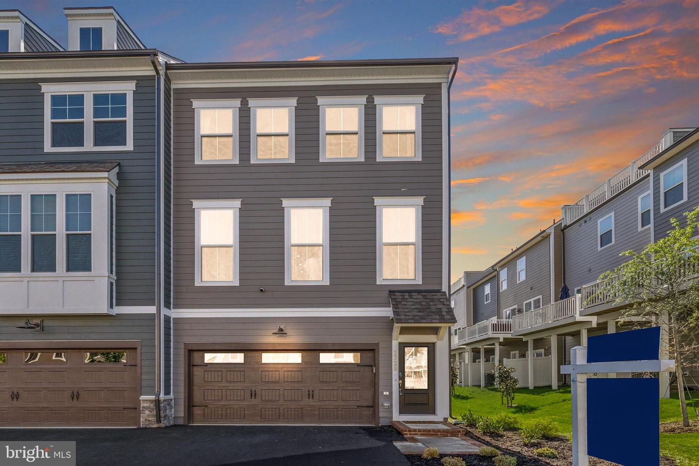 1729 BEECH LEAF ST, DUMFRIES, Virginia 22026, 5 Bedrooms Bedrooms, ,4 BathroomsBathrooms,Residential,For sale,1729 BEECH LEAF ST,VAPW2092516 MLS # VAPW2092516