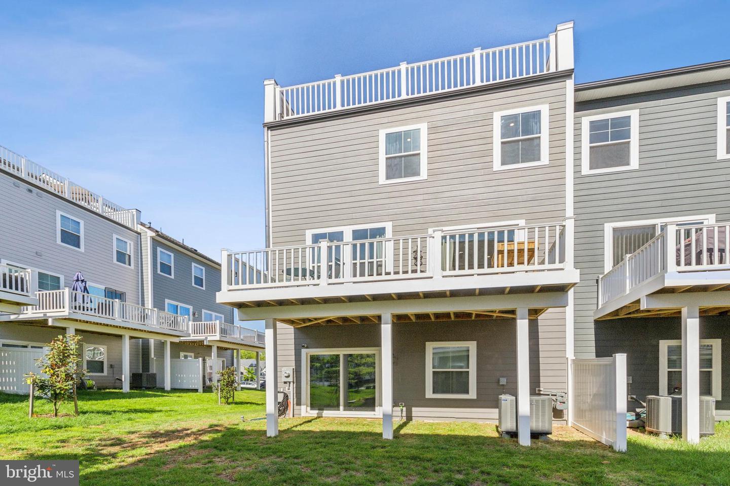 1729 BEECH LEAF ST, DUMFRIES, Virginia 22026, 5 Bedrooms Bedrooms, ,4 BathroomsBathrooms,Residential,For sale,1729 BEECH LEAF ST,VAPW2092516 MLS # VAPW2092516